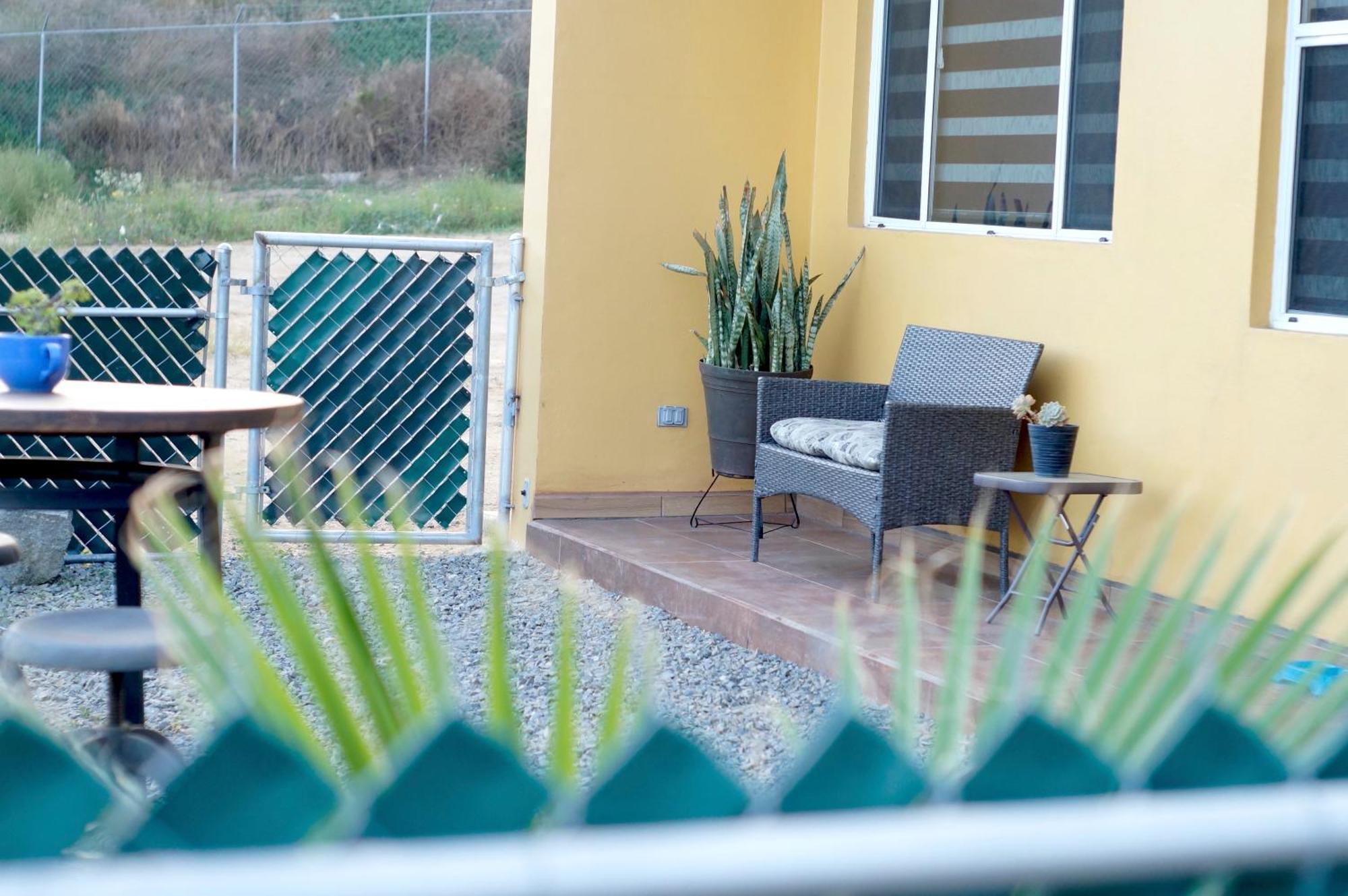 Cozy, Quiet & Pet Friendly Gated Patio Studio Ensenada Dış mekan fotoğraf